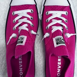 Converse Women's Fuchsia Sneakers